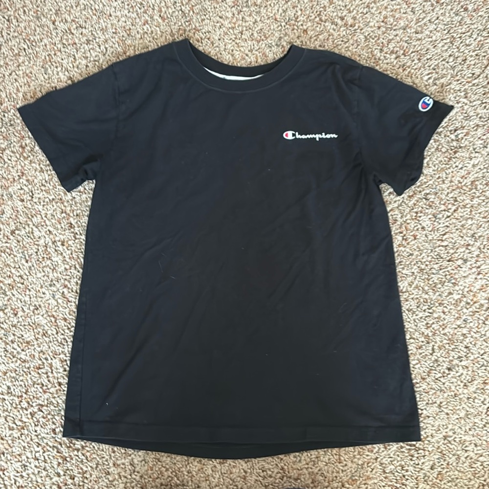 Men’s Champion t shirt